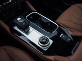 Thumbnail of 2025 White Diamond / Black Mitsubishi Outlander