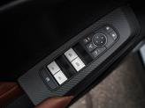 Thumbnail of 2025 White Diamond / Black Mitsubishi Outlander