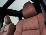 Thumbnail of 2025 White Diamond / Black Mitsubishi Outlander