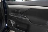 Thumbnail of 2018 Blue Mitsubishi Outlander