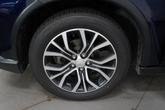 Thumbnail of 2018 Blue Mitsubishi Outlander