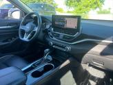Thumbnail of 2024 Pearl White Tricoat Nissan Altima