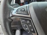 Thumbnail of 2021 Oxford White Ford Edge