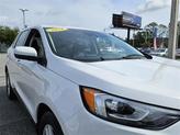 Thumbnail of 2021 Oxford White Ford Edge