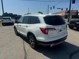 Thumbnail of 2019 White Diamond Pearl Honda Pilot