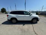 Thumbnail of 2019 White Diamond Pearl Honda Pilot
