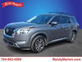 Photo of 2022 Gun Metallic Nissan Pathfinder