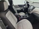 Thumbnail of 2018 Silver Ice Metallic Chevrolet Equinox