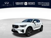 Photo of 2025 Crystal White Pearl Volvo XC40