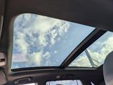 Thumbnail of 2014 Snow White Pearl Kia Sorento
