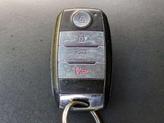 Thumbnail of 2014 Snow White Pearl Kia Sorento