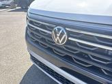 Thumbnail of 2025 Pure White Volkswagen Atlas