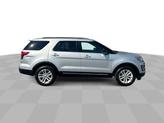 Thumbnail of 2017 Ingot Silver Metallic Ford Explorer