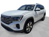 Photo of 2025 Opal White Pearl Volkswagen Atlas