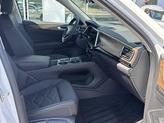 Thumbnail of 2026 opal white pearl Volkswagen Atlas