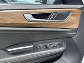 Thumbnail of 2026 opal white pearl Volkswagen Atlas