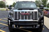Thumbnail of 2025 Onyx Black GMC Sierra 2500