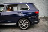 Thumbnail of 2022 Tanzanite Blue II Metallic BMW X7