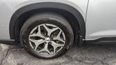 Thumbnail of 2019 Ice Silver Metallic Subaru Forester