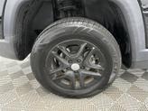 Thumbnail of 2017 Diamond Black Crystal Pearlcoat Jeep New Compass