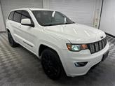 Thumbnail of 2019 Bright White Clearcoat Jeep Grand Cherokee