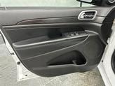 Thumbnail of 2019 Bright White Clearcoat Jeep Grand Cherokee