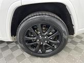 Thumbnail of 2019 Bright White Clearcoat Jeep Grand Cherokee