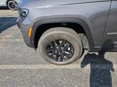 Thumbnail of 2025 Baltic Gray Metallic Clearcoat Jeep Grand Cherokee