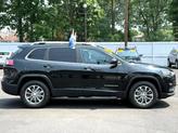 Thumbnail of 2019 Diamond Black Crystal Pearlcoat Jeep Cherokee