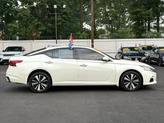 Thumbnail of 2020 Pearl White Tricoat Nissan Altima