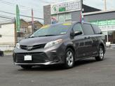 Photo of 2019 Predawn Gray Mica Toyota Sienna