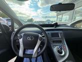 Thumbnail of 2015 Winter Gray Metallic Toyota Prius
