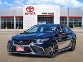 Photo of 2022 Midnight Black Metallic Toyota Camry