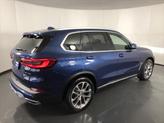 Thumbnail of 2019 Phytonic Blue Metallic BMW X5