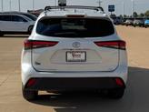 Thumbnail of 2022 Wind Chill Pearl Toyota Highlander