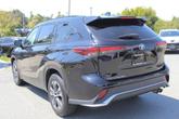 Thumbnail of 2024 Midnight Black Metallic Toyota Highlander