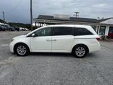 Photo of 2015 White Honda Odyssey
