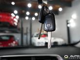 Thumbnail of 2019 Platinum White Pearl Honda Fit