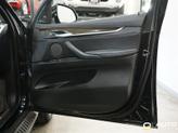 Thumbnail of 2015 Black Sapphire Metallic BMW X6