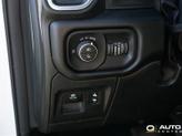 Thumbnail of 2023 Ivory Tri-Coat Pearl RAM 1500