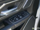 Thumbnail of 2023 Ivory Tri-Coat Pearl RAM 1500