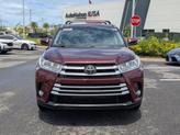Thumbnail of 2019 Ooh La La Rouge Mica Toyota Highlander