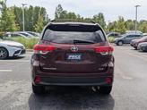Thumbnail of 2019 Ooh La La Rouge Mica Toyota Highlander