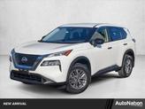 Photo of 2021 Glacier White Nissan Rogue