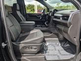 Thumbnail of 2025 Onyx Black GMC Yukon XL