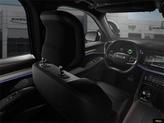 Thumbnail of 2025 Diamond Black Crystal Pearl-Coat Exterior Paint Jeep Wagoneer S