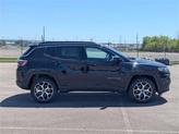 Thumbnail of 2025 Diamond Black Crystal Pearl-Coat Exterior Paint Jeep Compass