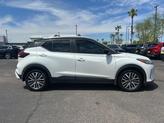 Thumbnail of 2023 Aspen White Tricoat/Super Black Nissan Kicks
