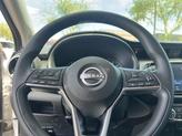 Thumbnail of 2023 Aspen White Tricoat/Super Black Nissan Kicks