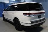Thumbnail of 2024 White Metallic Lincoln Navigator